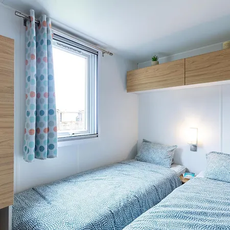 مكان تخييم Mobil Home, Piscine Chauffee, Toboggan, Acces Direct - 3 6 Personnes